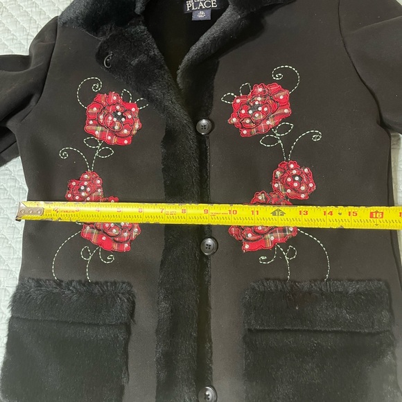 Girl’s winter coat - Picture 5 of 5